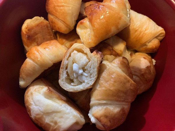 Очень вкусные пирожки и рогалики: легкие рецепты (фото)