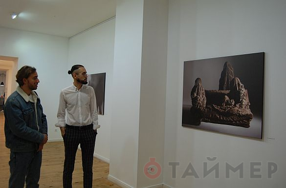 Одесский художник показал свой минималистский проект