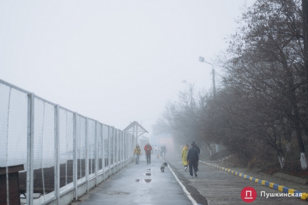 Как туман окутал Одессу: воскресный фоторепортаж