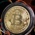 Биткоин рухнул из-за событий в Казахстане