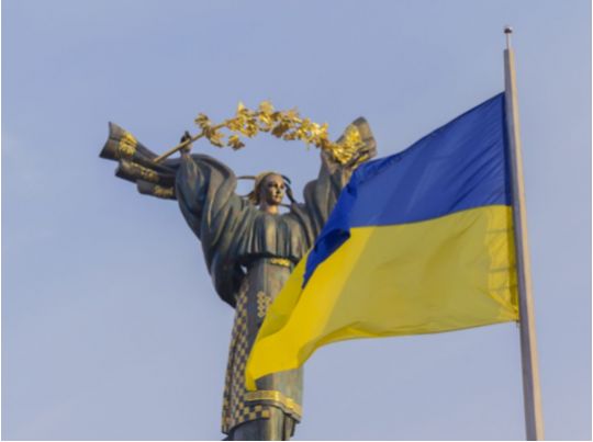«Занадто багато емоцій»: прем'єр та спікер Ради звернулися до українців у зв'язку з російською агресією