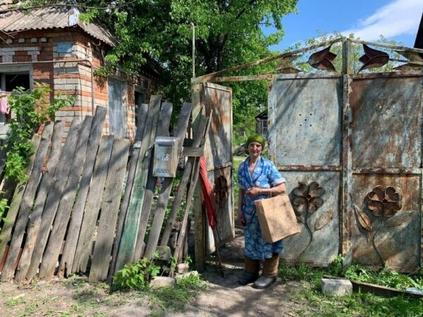 «Лучше бы я знаменитой не была». Как украинка с советским флагом стала культурным феноменом в России и что она об этом думает «Лучше бы я знаменитой не была». Как украинка с советским флагом стала культурным феноменом в России и что она об этом думает