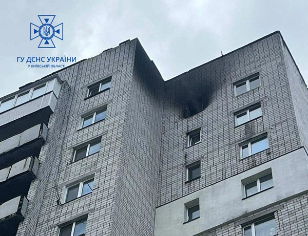 У місті під Києвом горіла багатоповерхівка, людей евакуювали