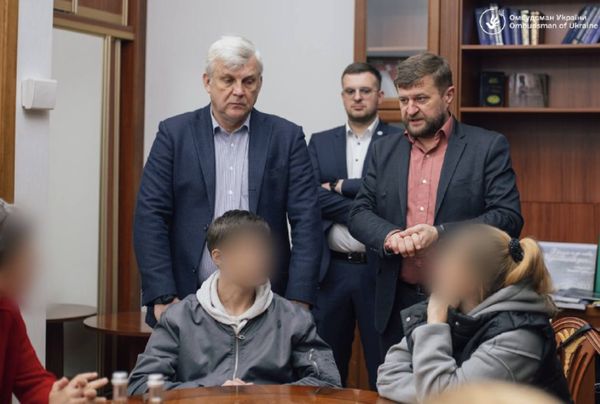 Україна повернула ще чотирьох дітей, вкрадених окупантами
