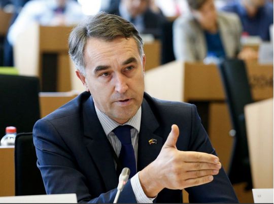 У Європарламенті нагадали про американський ленд-ліз для України: що запропонували