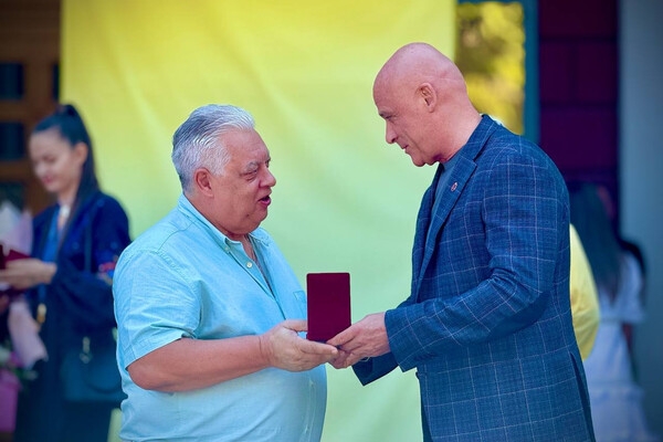 В Одессе поздравили чемпионок Олимпийских игр по фехтованию