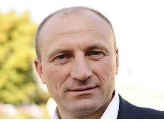 Мер Черкас Анатолій Бондаренко збудував собі маєток на&nbsp;гроші з&nbsp;тендерів&nbsp;&mdash; розслідування