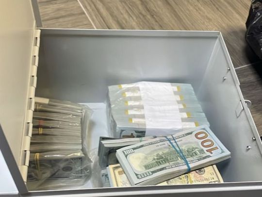 У депутатки від ЄС знайшли 1,5 млн доларів — Порошенко намагається загасити скандал, — політолог