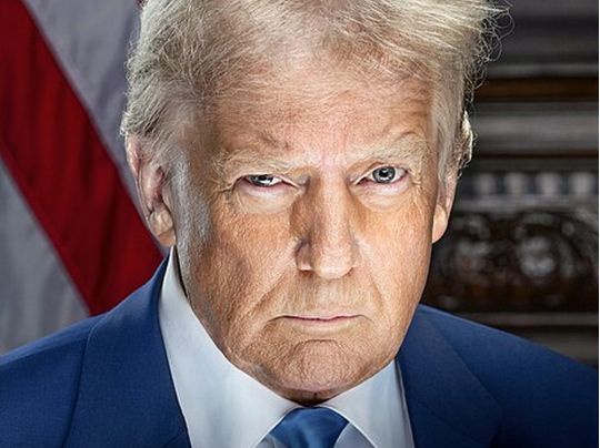 Трамп назвав Зеленського диктатором і закликав поквапитися