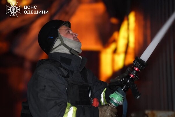 Пожары и пострадавшие в пригороде Одессы: последствия вечерней атаки БпЛА