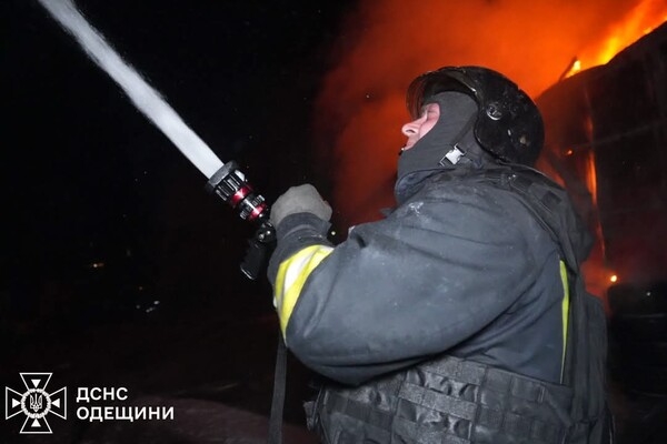 Пожары и пострадавшие в пригороде Одессы: последствия вечерней атаки БпЛА