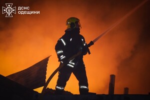 Пожары и пострадавшие в пригороде Одессы: последствия вечерней атаки БпЛА