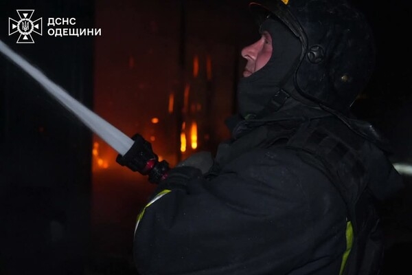 Пожары и пострадавшие в пригороде Одессы: последствия вечерней атаки БпЛА