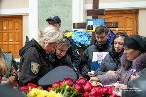 Погибла от ракетного удара по Одессе: что известно о полицейской Виктории Мещеряковой Погибла от ракетного удара по Одессе: что известно о полицейской Виктории Мещеряковой