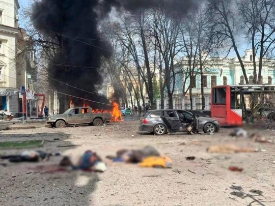 Недосяжне припинення вогню на Великдень: як ракети путіна знищують дипломатію Трампа