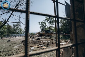 Российская атака разрушила Одесскую киностудию: уничтожены декорации к фильму "Довженко"