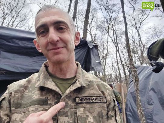 «Була суцільна рубка. З поля бою вийшли не всі»: полтавські журналісти чекають зниклого безвісти колегу Володимира Паршевлюка