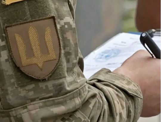 На&nbsp;Волині селяни кидали каміння в&nbsp;авто ТЦК: військові застосували зброю