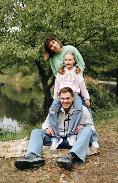 &laquo;Після прильоту &bdquo;Шахеда&ldquo; в&nbsp;наш дім, ходимо до&nbsp;укриття&raquo;: відомий актор Андрій Ісаєнко про випробування під час великої війни