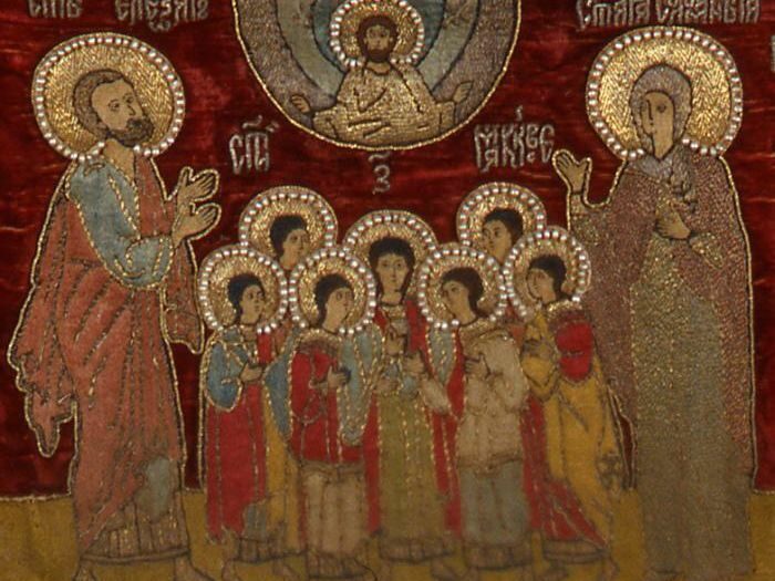 Святкування Маковея: складання маковейського букета-оберега, освячення маку, зілля, води та&nbsp;криниць