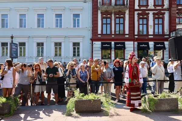 В Одессе открыли новое имя на Аллее звезд: почтили художника