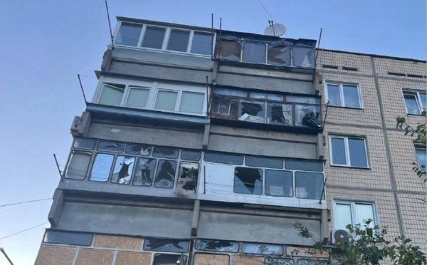 Нікополь знову під ударом: у&nbsp;місті руйнування після нічної атаки ворога (фото)