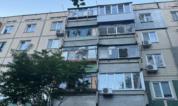 Нікополь знову під ударом: у&nbsp;місті руйнування після нічної атаки ворога (фото)