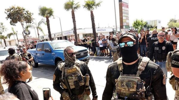 Верховный суд США отменил ограничения на иммиграционные операции в Лос-Анджелесе