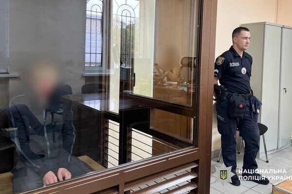 Оружие "с рук" на пляже и гранатометы из-под земли: в Одесской области разоблачили нелегальных "бизнесменов"