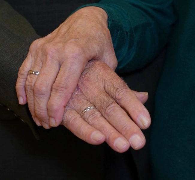 &laquo;Я&nbsp;не&nbsp;хотіла заміж, але він сказав: ти&nbsp;&mdash; моя остання любов&raquo;: на&nbsp;Одещині побрались літні переселенці зі&nbsp;сходу України