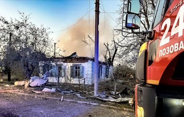 Окупанти вдарили по&nbsp;Лозовій на&nbsp;Харківщині: бомба пролетіла 130&nbsp;км