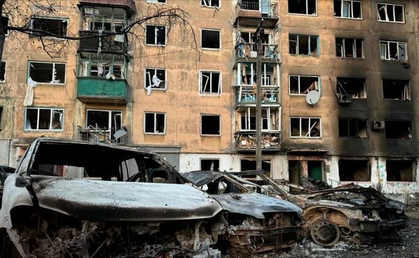 Окупанти вдарили по&nbsp;Лозовій на&nbsp;Харківщині: бомба пролетіла 130&nbsp;км