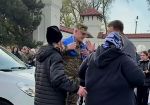 Был в плену 40 месяцев: в Одесскую область вернулся защитник Украины