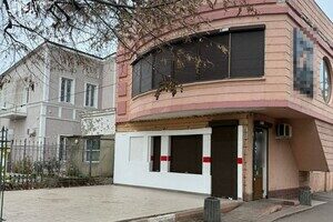 Склад вместо летней площадки на Канатной: в Одессе демонтировали нахалстрой