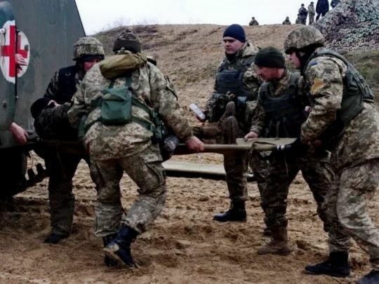 Евакуація під прицілом: чому через дрони &laquo;золота година&raquo; для поранених стала недосяжною розкішшю