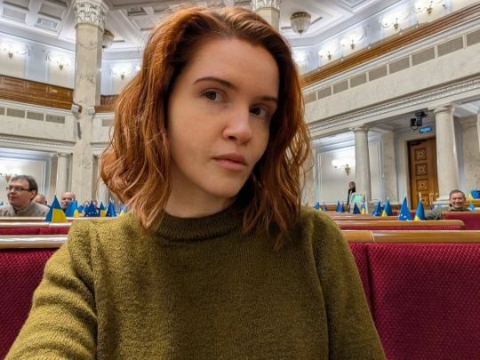 Маряна Безугла не&nbsp;просто так критикує ЗСУ: блогерка назвала можливу причину публічних випадів нардепки