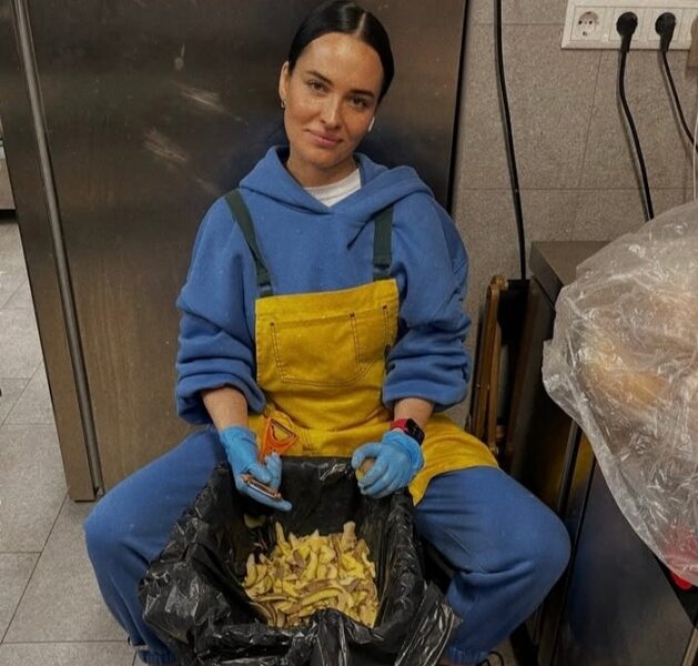 Могла бути з&nbsp;якимось заможним дідом: популярна блогерка вразила зізнанням