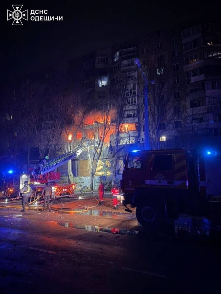 Вночі дрони атакували Одесу: у&nbsp;місті великі руйнування, багато поранених (фото, відео)