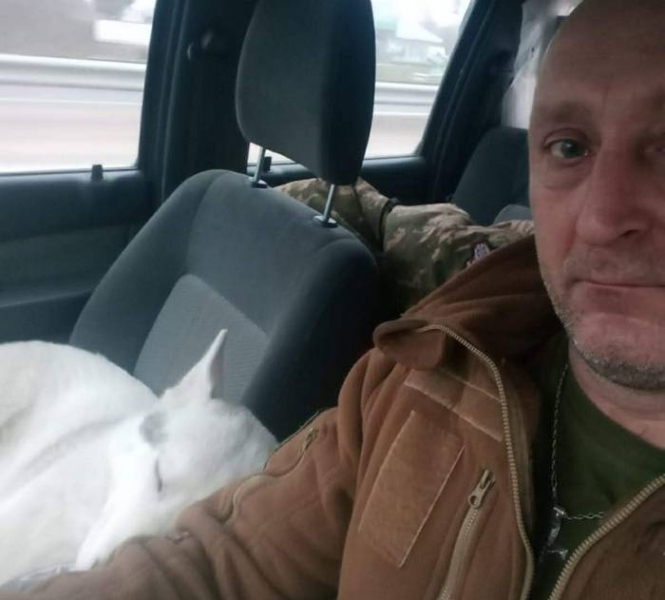 &laquo;Під час бойового завдання він нам врятував життя&raquo;: історія неймовірної дружби бійця та&nbsp;його собаки Мєлкого, з&nbsp;яким вони разом боронять країну