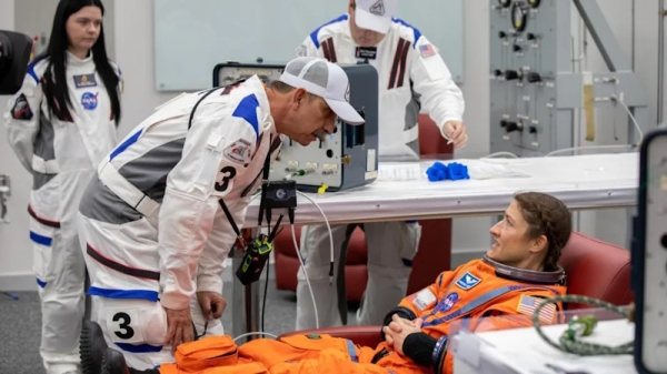 Лунная ракета NASA Artemis возвращается на стартовую площадку