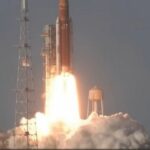 Астронавти знову полетіли до Місяця: NASA запустила перший за 50 років пілотований політ до супутника Землі