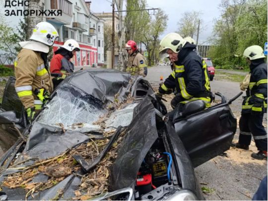 Три людини стали жертвами стихії в&nbsp;Україні: яку погоду обіцяють синоптики 27 квітня&nbsp;&mdash; 3 травня
