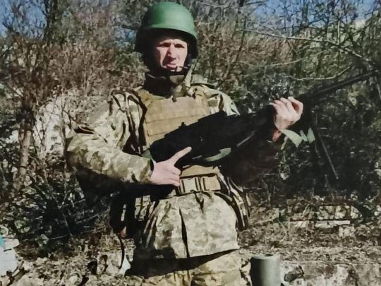 Завжди відгукувався на&nbsp;прохання про допомогу: воїна з&nbsp;Донеччини змогли поховати майже через рік після загибелі