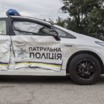 В Одессе прохожие повредили автомобиль полицейских: подробности конфликта (обновлено)