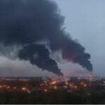 Безпілотники вразили нафтобазу під Брянськом, НПЗ у Сизрані зупинено
