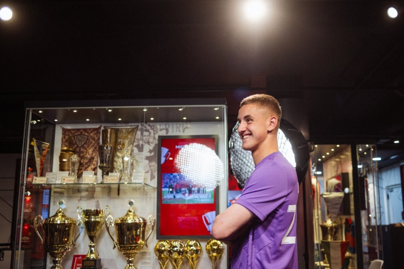 Український воротар перейшов у&nbsp;клуб з&nbsp;Ліги чемпіонів за&nbsp;5 мільйонів євро (фото)