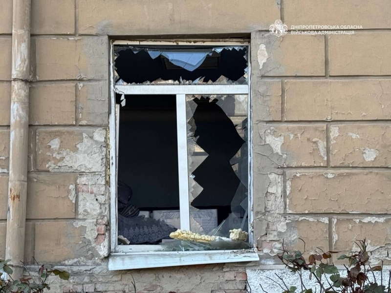 У&nbsp;Дніпрі ракета росіян влучила в&nbsp;гуртожитку, а&nbsp;у&nbsp;Кривому Розі дрон влетів у&nbsp;багатоповерхівку (фото, відео)