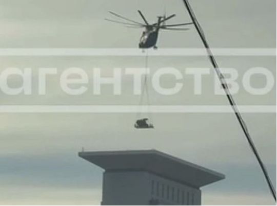 Мирне життя по-московськи: на житлову висотку встановили ЗРК «Панцирь"(відео)